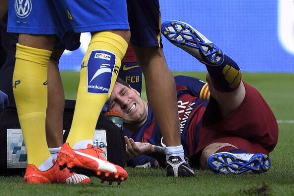 Messi, dos meses de baja