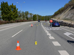 Un ciclista de 65 años, herido grave en Sarriguren al ser atropellado por un coche cuyo conductor huyó del lugar
