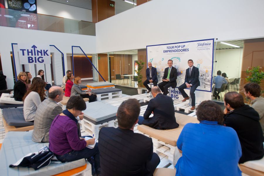 300 jóvenes participan en el ‘Pop Up Emprendedores’ organizado por Fundación Telefónica y la Universidad de Navarra