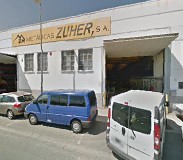 Herido grave un joven de 23 años tras caerse de un tejado en el polígono de Areta