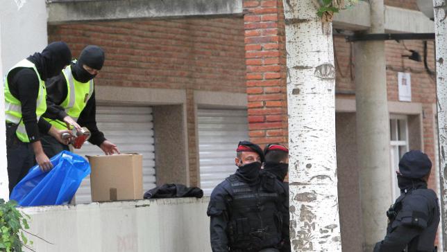 Interrogan hoy a los 9 anarquistas detenidos en Barcelona por terrorismo