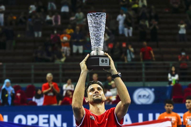David Ferrer doblega a Feliciano López y conquista su cuarto título del año