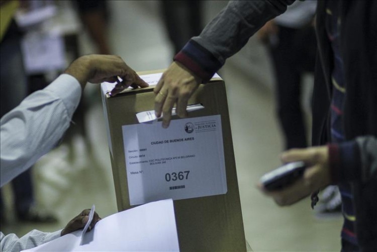 Argentina vota por un nuevo ciclo político sin el apellido Kirchner