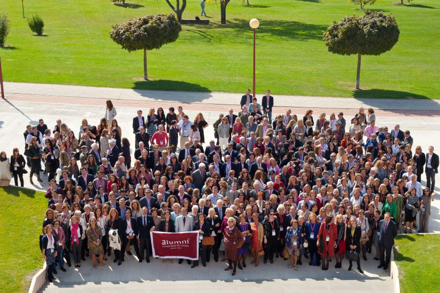 Más de 750 antiguos alumnos de la Universidad de Navarra participan en la Reunión Anual 2015