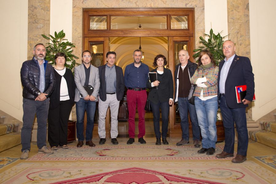 El Ayuntamiento de Pamplona pretende acercar la contratación pública a pequeñas empresas
