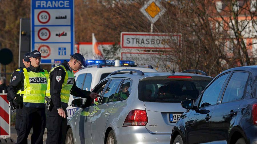 Francia avisa de un Citroen Xsara en el que podría ir un autor de los atentados