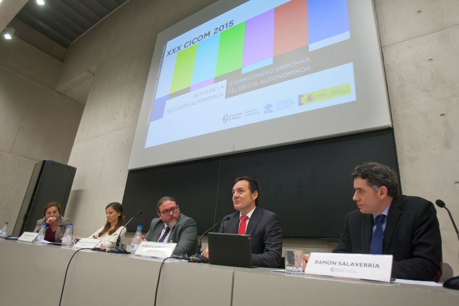 Los responsables de informativos de entes públicos defienden su trabajo en la Universidad de Navarra