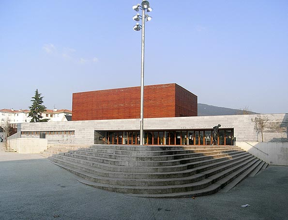 La Casa de Cultura de Aoiz acoge este domingo un café-concierto
