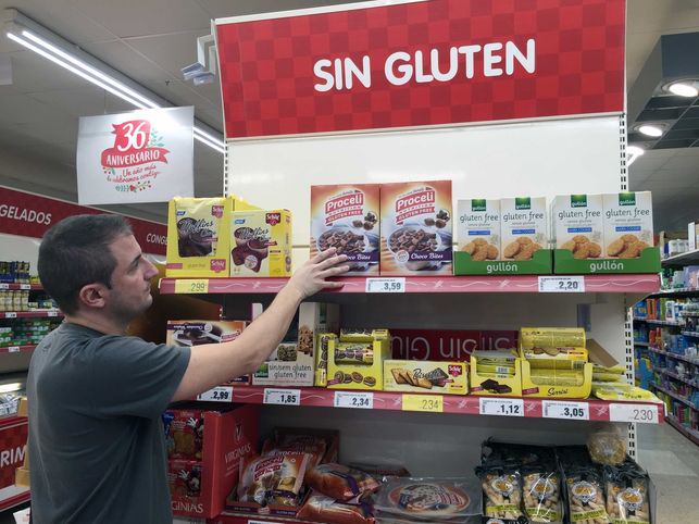 Los celiacos de Navarra piden ayuda para afrontar una cesta de la compra que se les encarece en 1.500 euros al año