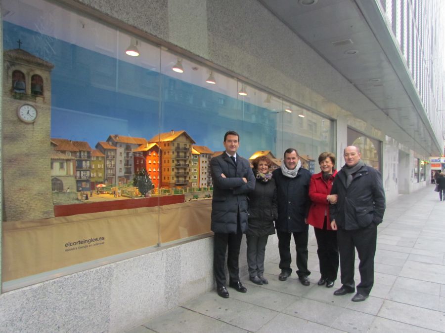 El Corte Ingles de Pamplona inaugura el Belén de la Navidad 2015