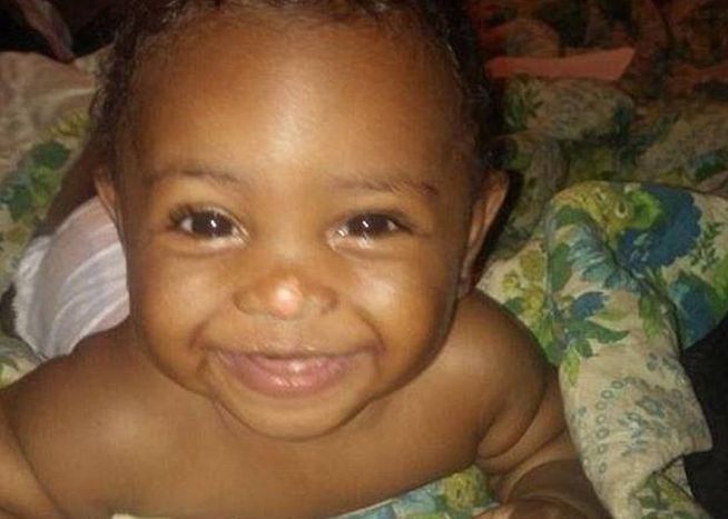 Dos niños de 3 años matan a su hermana de 19 meses al meterla en un horno