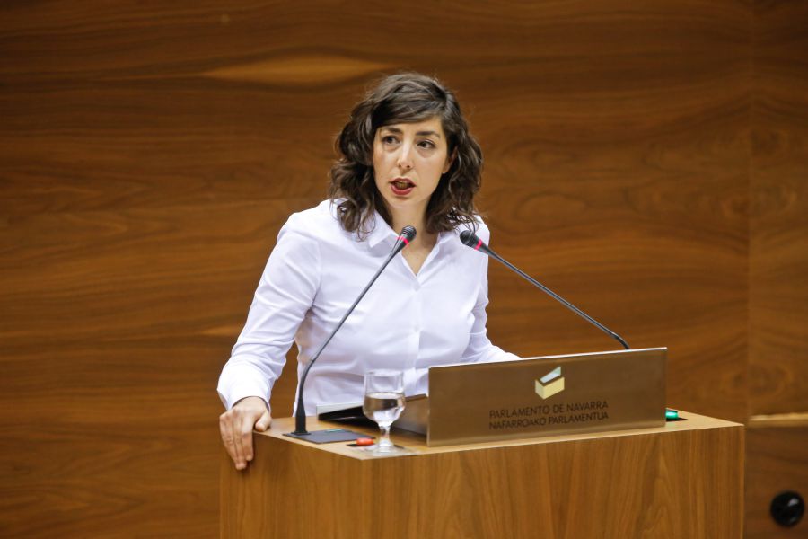 Podemos Navarra expulsa cautelarmente a Laura Pérez y le pide entregar el acta de parlamentaria