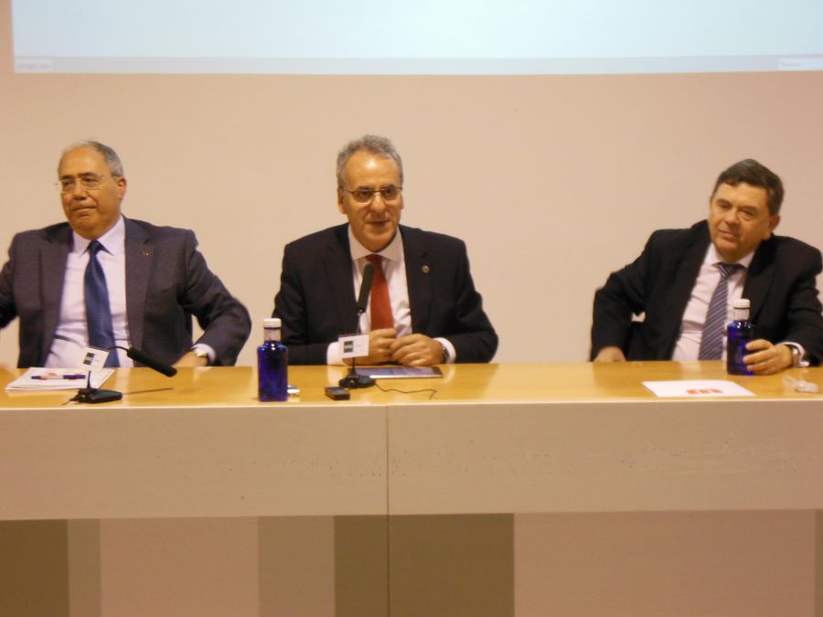 El rector de la Universidad de Extremadura, nuevo presidente de la CRUE