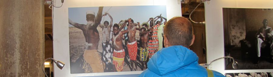 La UNED de Tudela acoge la exposición fotográfica 'Áfricas: gentes, tierras y realidades'