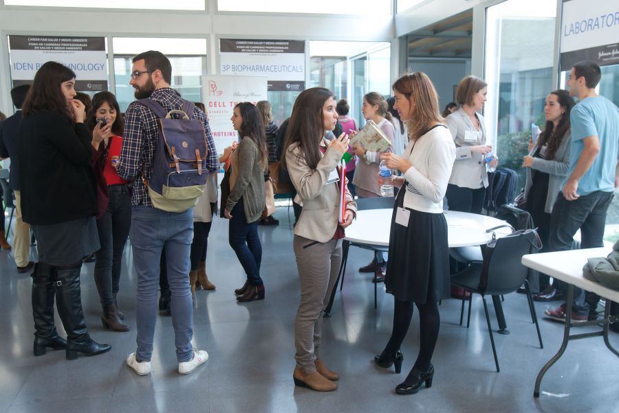 300 alumnos participan en el Foro de Carreras Profesionales ‘Salud y Medioambiente’ de la Universidad de Navarra