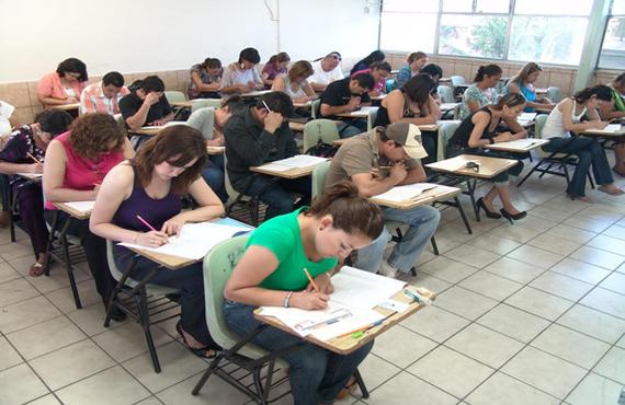 121.693 opositores optaron a cubrir 8.312 plazas en la Administración General