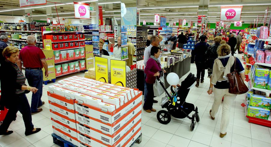 El gasto de las familias tira de la economía, según el Banco de España