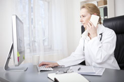 El servicio de atención sanitaria telefónica y online atiende 3.225 consultas en Navarra