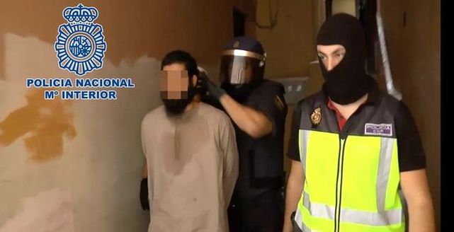 El líder de la célula desarticulada en Melilla reconoce que captaba a yihadistas