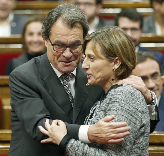 Mas y Forcadell avisan que el TC no puede anular la 