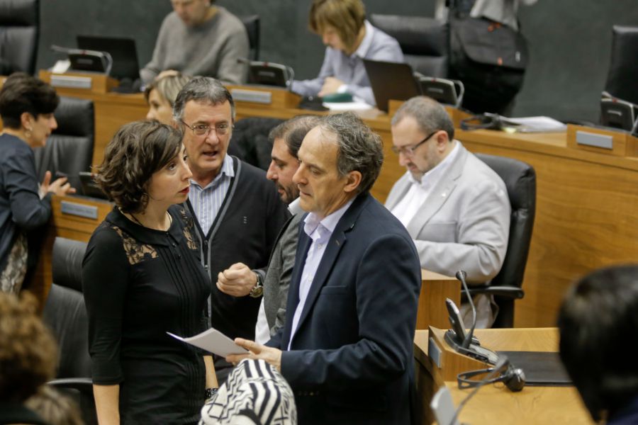 Geroa Bai, EH-Bildu, Podemos e I-E aprueba la Ley Foral de Presupuestos Generales de Navarra para 2016