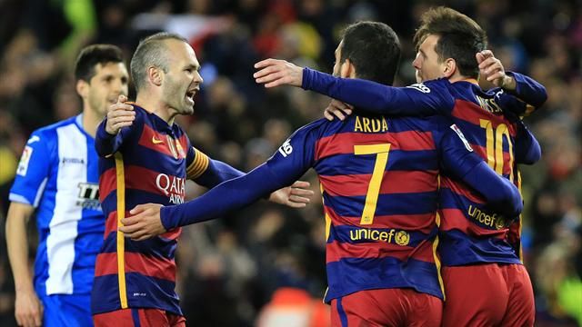 4-1. El Barça gana un derbi caliente que el Espanyol acabó con 9 jugadores