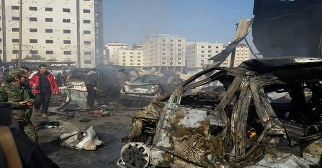 Aumentan a 58 los muertos en un triple atentado contra un santuario chií en Siria
