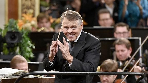 Jansons entra con fuerza en 2016 con un concierto para el recuerdo
