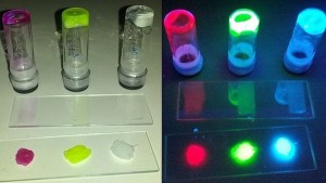Gomas con proteínas luminiscentes roja, verde y azul usadas para fabricar los BioLED - M. D. Weber/University of Erlangen-Nuremberg