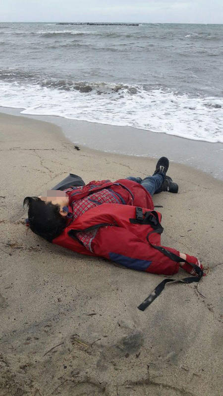Al menos 27 inmigrantes fallecidos en un naufragio en las costas de Turquía