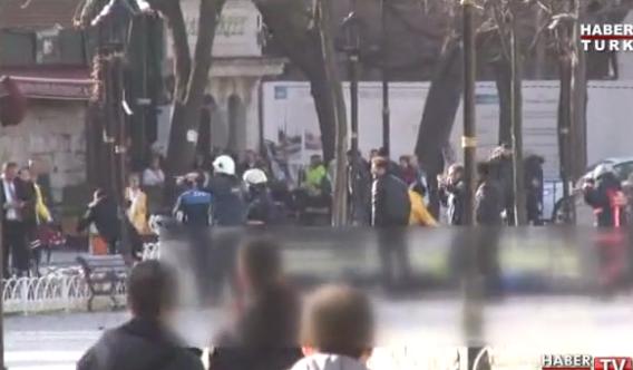 Un terrorista suicida en Estambul mata a 10 personas y deja a 15 heridas