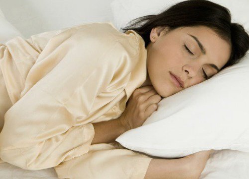 Beneficios de dormir del lado izquierdo de tu cuerpo