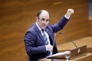 Manu Ayerdi, Consejero de Desarrollo Económico