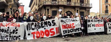 Las familias piden que el Ayuntamiento de Pamplona no recurra la sentencia que rechaza el cambio a 'euskera' en EEII