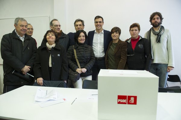 Los afiliados del PSOE apoyan el acuerdo con C’s con un 70 %
