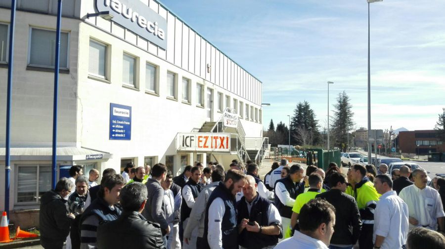 CCOO presentará una demanda contra el cierre acordado de Faurencia Burlada