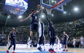 77-79. Clasificación agónica del Baskonia para las semifinales