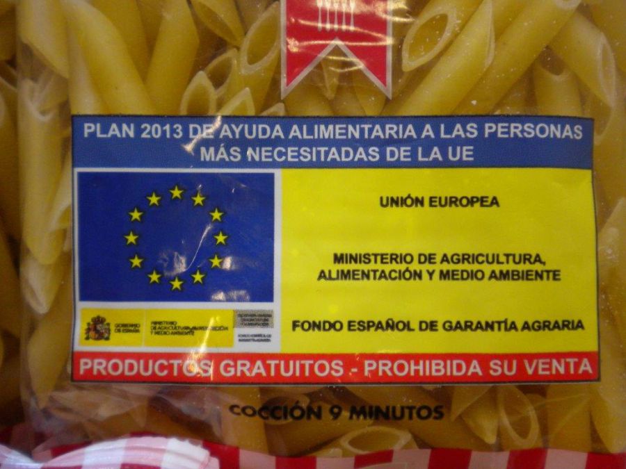 La Policía Municipal de Pamplona detecta la venta ilícita de alimentos donados por la UE