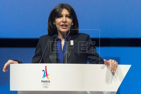 La alcaldesa de París defiende a Nadal de los ataques de la exministra