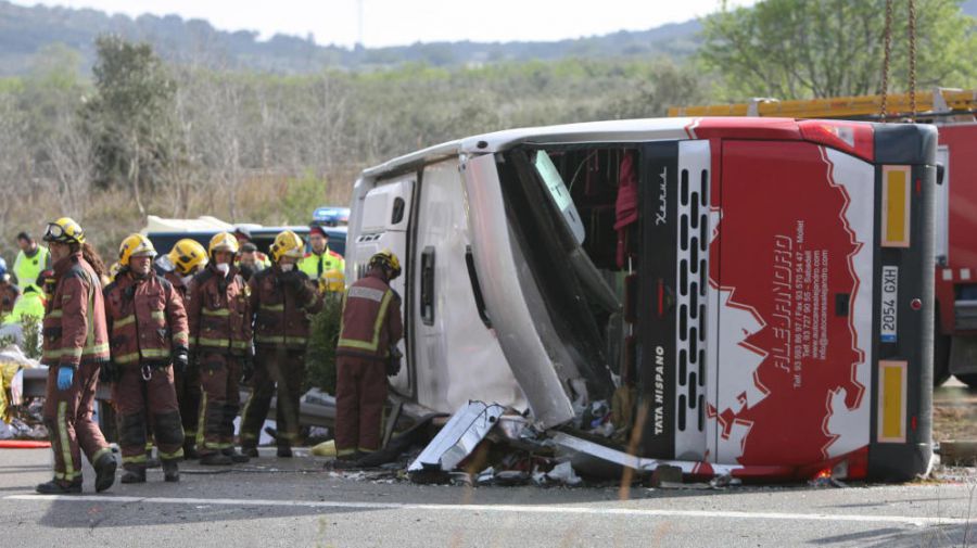 El conductor del autocar accidentado, en estado crítico