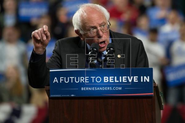 Sanders suma Hawai a sus amplías victorias en Washington y Alaska