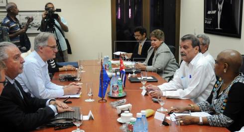 Cuba y UE firman el documento de su nuevo acuerdo de diálogo y cooperación