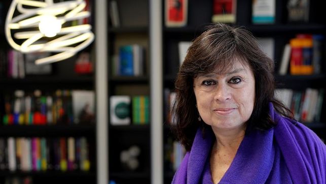 Laura Restrepo: 