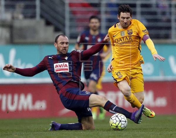 0-4. Messi guía una nueva goleada del Barcelona