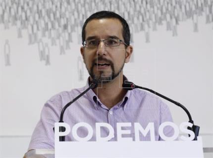 Podemos espera que el PSOE se sume a «mesa a cuatro» sin «su hombre de negro»