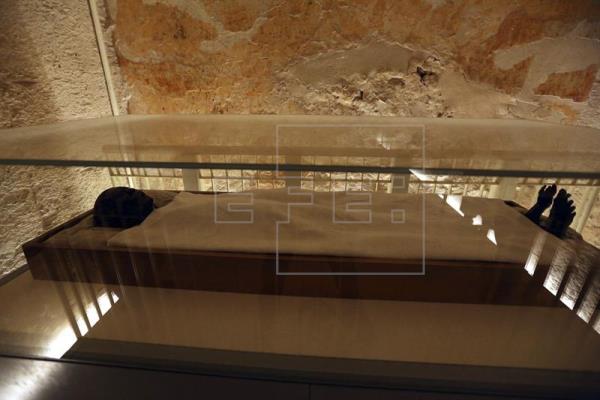 Un estudio japonés revela dos posibles cámaras ocultas en la tumba de Tutankamón