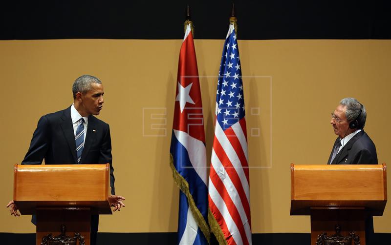 Raúl Castro ratifica ante Obama su disposición a avanzar en la normalización