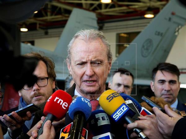 Morenés ve en Colau falta de respeto institucional y de educación