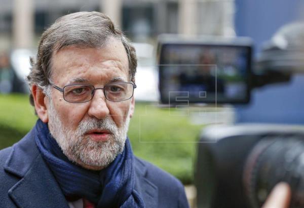 Rajoy considera «pintoresco» que Sánchez pida ayuda a Tsipras ante Iglesias