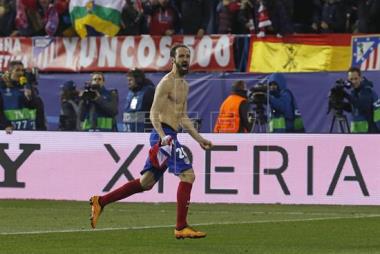 0-0. Juanfran y 16 penaltis clasifican al Atlético